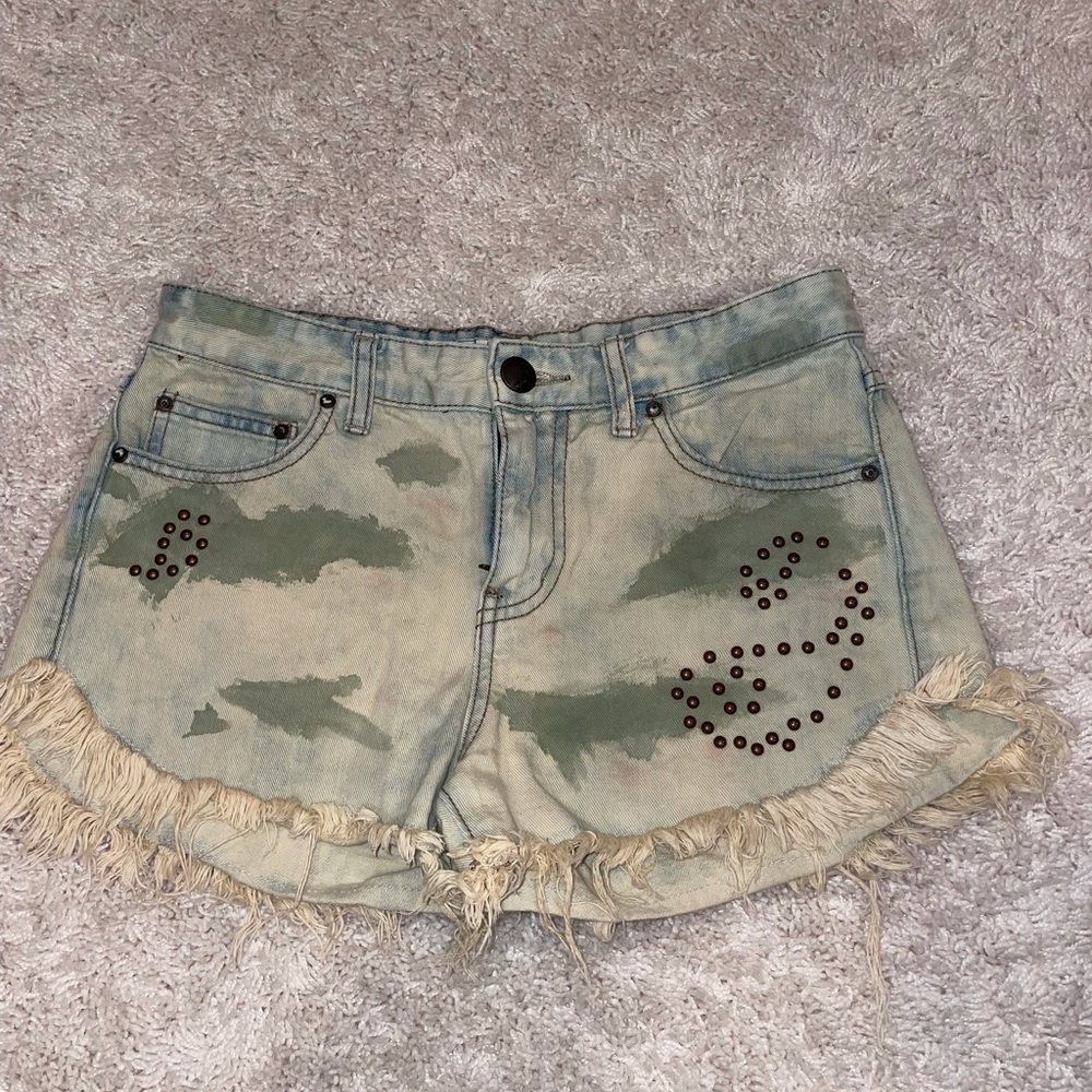 Free people camo Jean shorts 26
